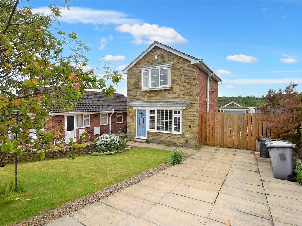 3 bed detached house for sale in Abbeydale Oval, Kirkstall, Leeds LS5