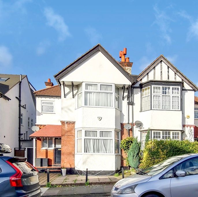 4 bed semidetached house for sale in St Johns Road, London NW11 Zoopla