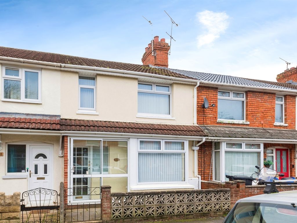 2 bed terraced house for sale in Tydeman Street, Swindon SN2, £190,000