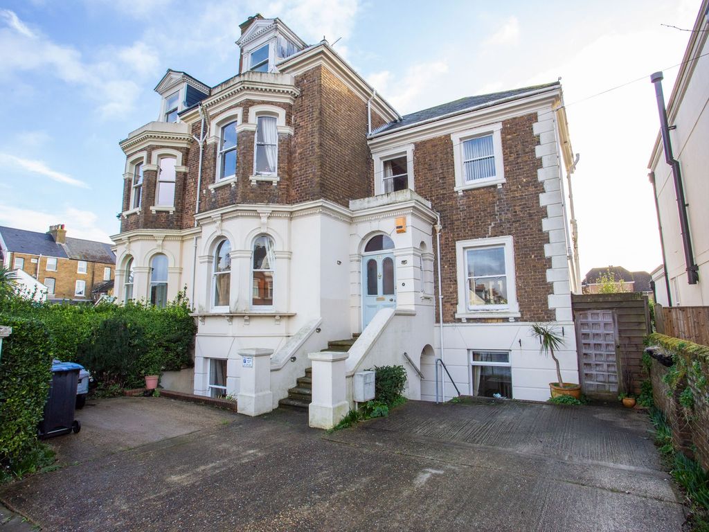 5 bed semidetached house for sale in Dover Road, Walmer CT14, £