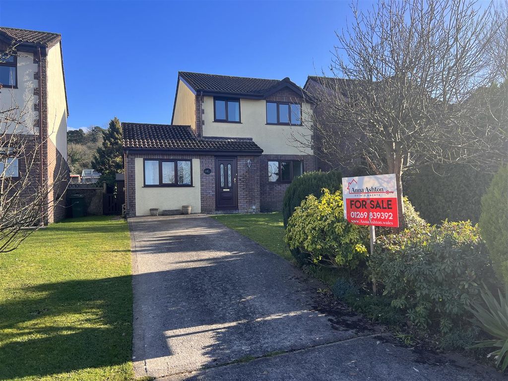3 bed detached house for sale in Brodawel, Betws, Ammanford SA18 Zoopla