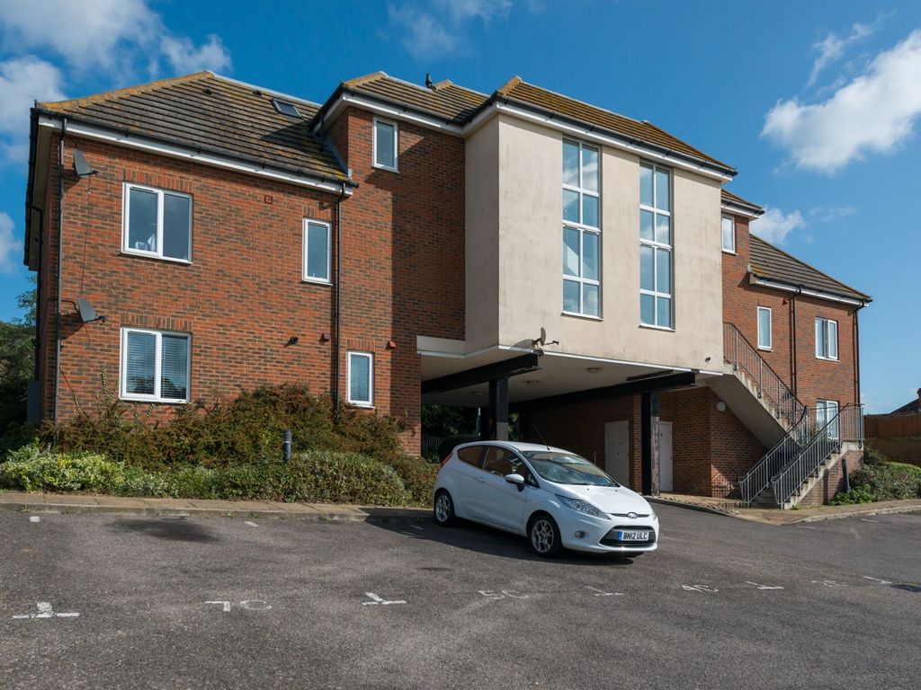 1 bed flat for sale in Cecilia Road, Ramsgate CT11, £149,995 Zoopla