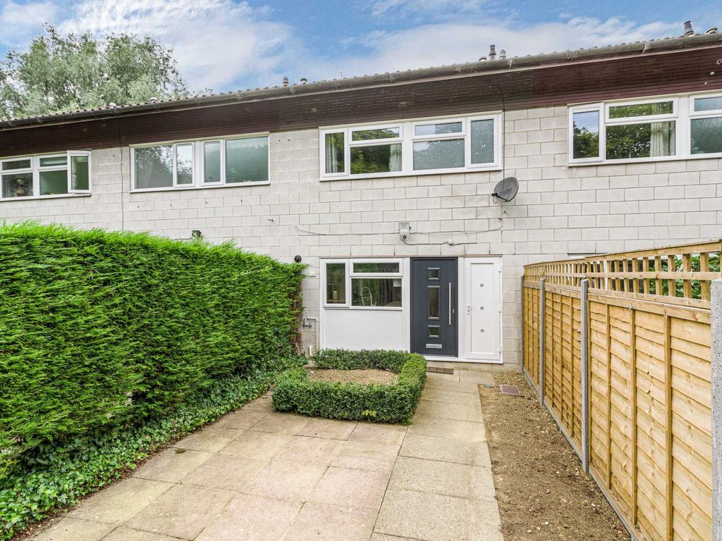 3 bed terraced house for sale in Rochfords, Coffeehall MK6 Zoopla