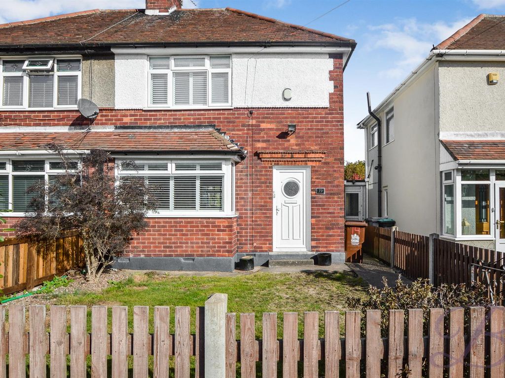 2 bed semidetached house for sale in Melrose Avenue, Mansfield NG18, £