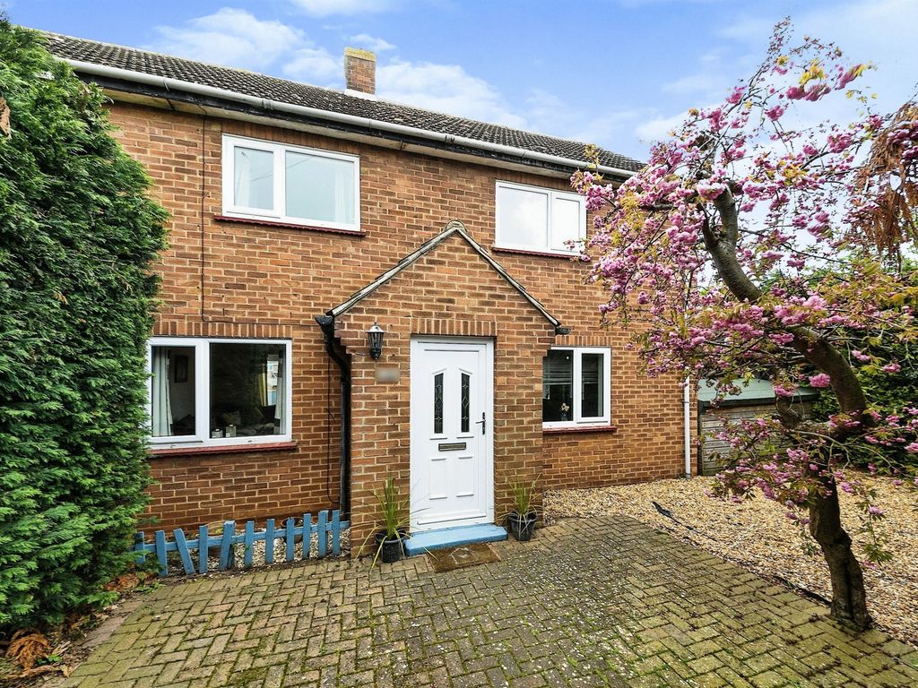 3 bed semidetached house for sale in Fenside, Heacham, King's Lynn