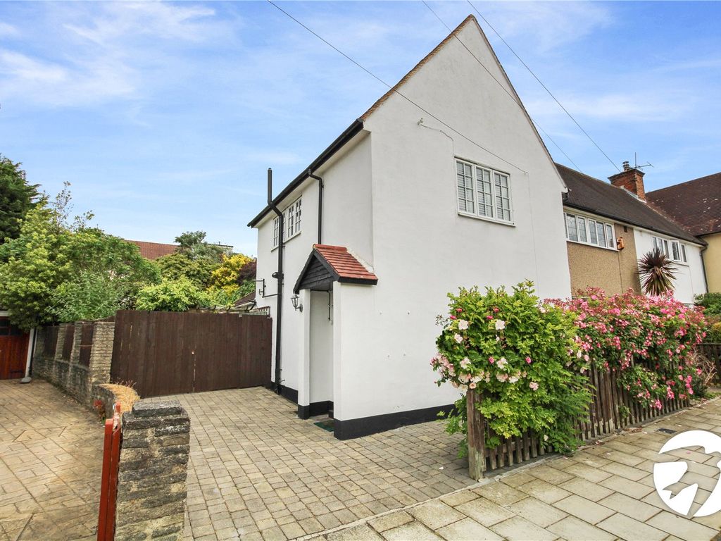 2 bed end terrace house for sale in Granby Road, Eltham, London SE9