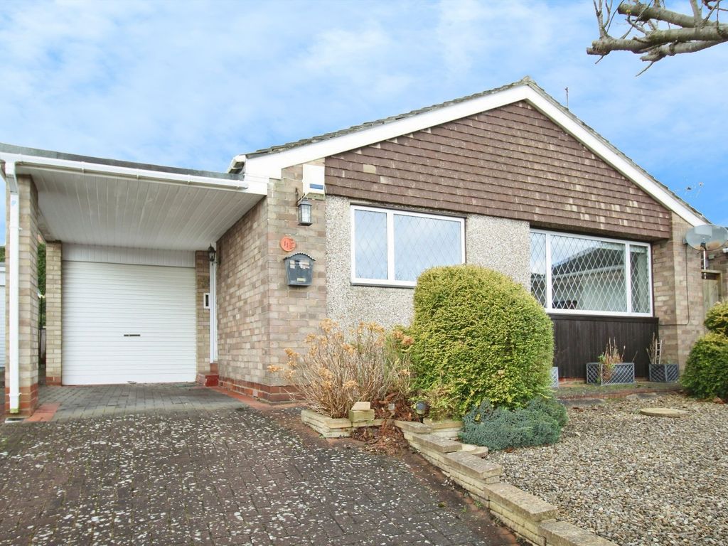 2 bed bungalow for sale in Carnoustie, Ouston, Chester Le Street, Durham DH2, £165,000 Zoopla