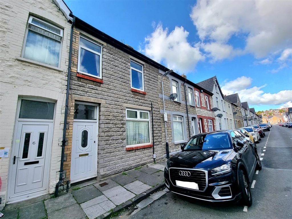 3 bed terraced house for sale in Lombard Street, Barry CF62 Zoopla