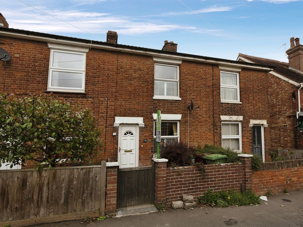3 bed terraced house for sale in High Brooms Road, Tunbridge Wells TN4