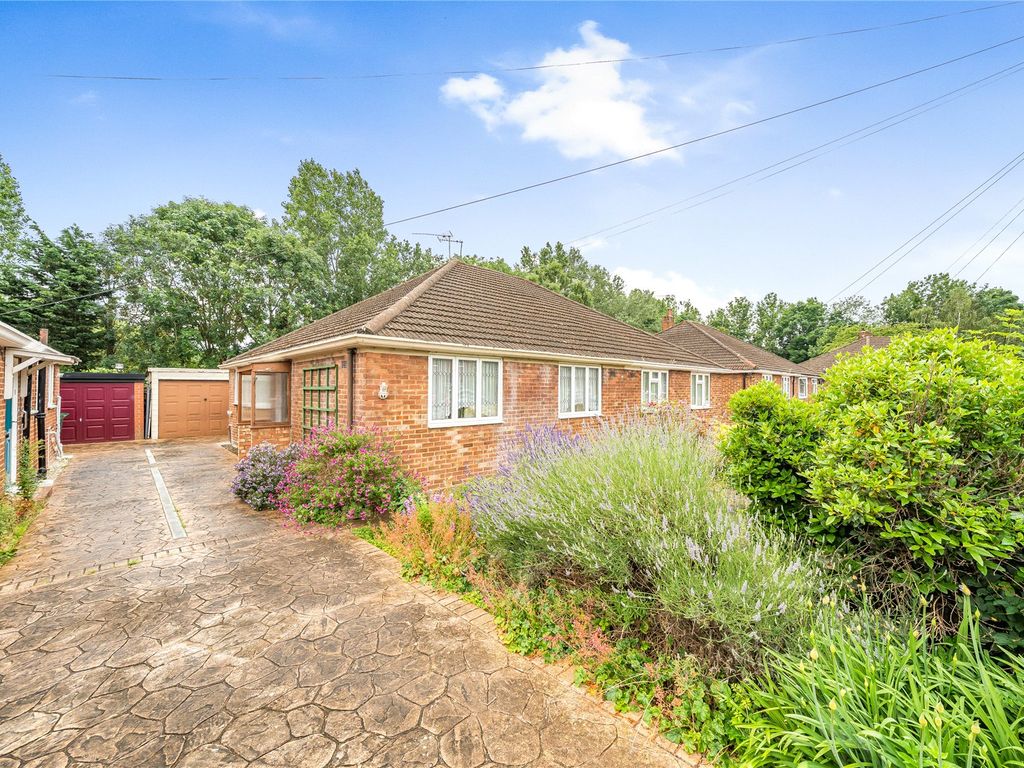 2 bed bungalow for sale in Staines, Surrey TW18, £425,000 Zoopla