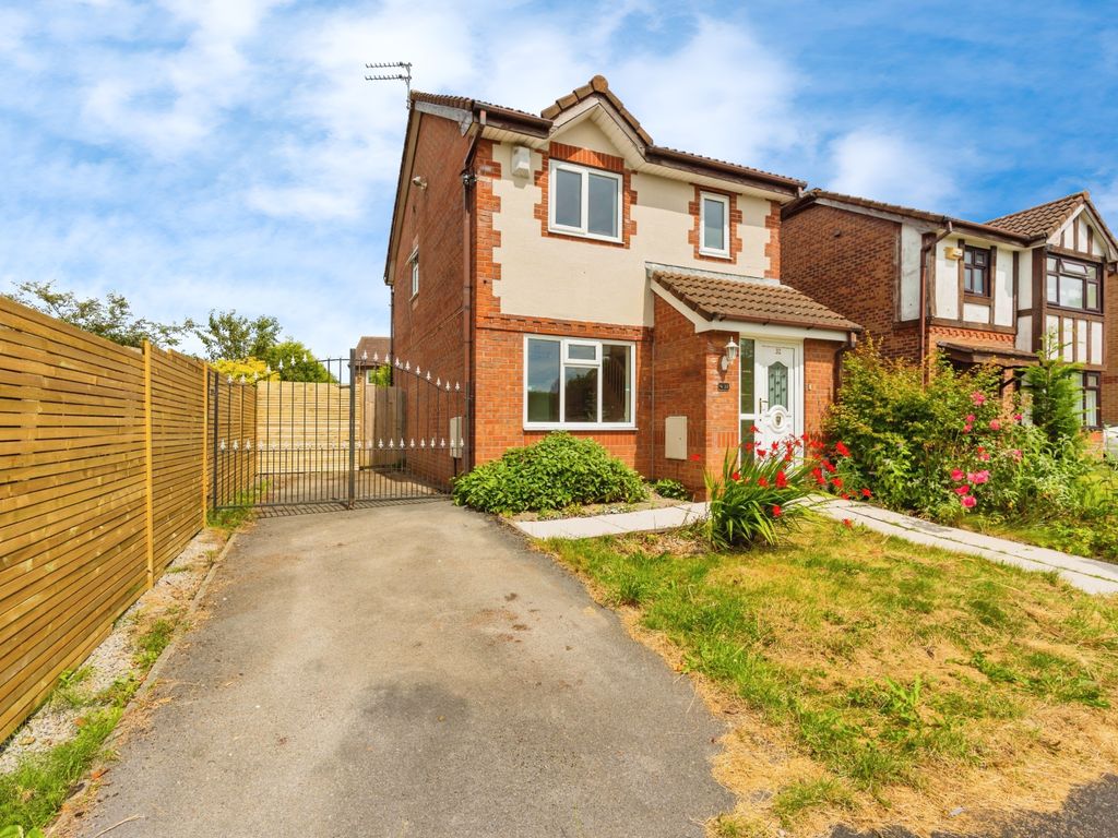 3 bed detached house for sale in Tunshill Road, Manchester M23, £