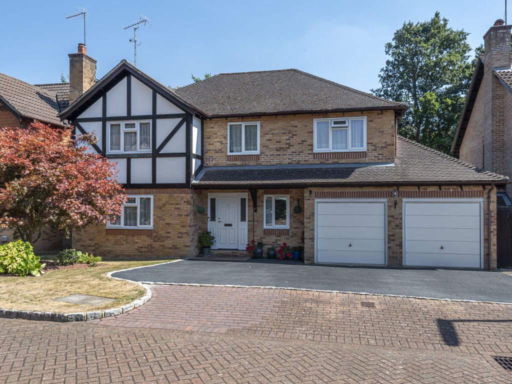5 bed detached house for sale in Knights Way, Camberley GU15 Zoopla