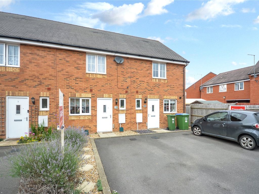 2 bed terraced house for sale in Alma Street, Aylesbury HP18 Zoopla