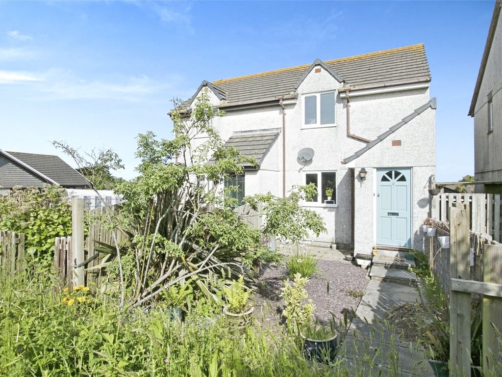 2 bed semidetached house for sale in Henley Drive, Mount Hawke, Truro
