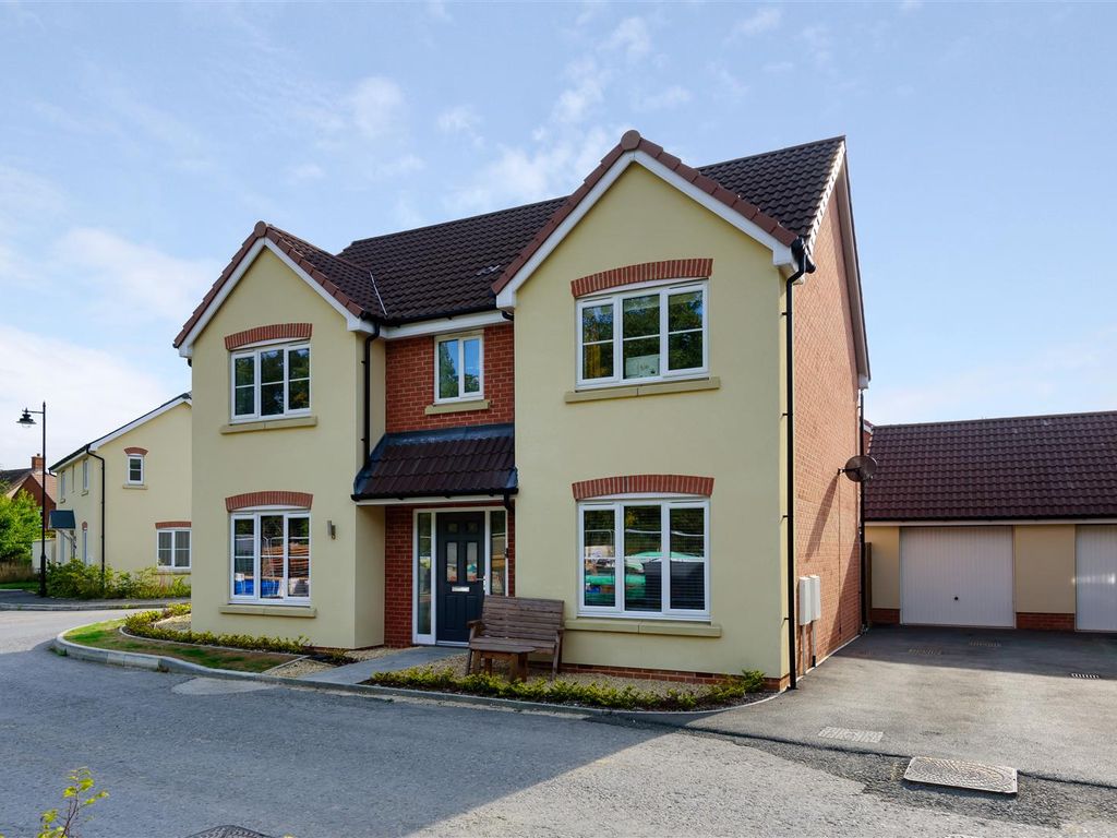 Braeside Close, Devizes SN10  