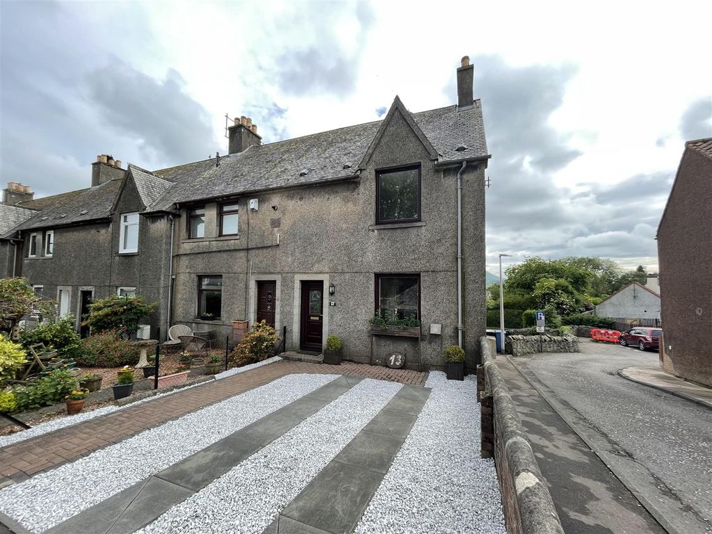 2 bed end terrace house for sale in Pitmedden Wynd, Auchtermuchty