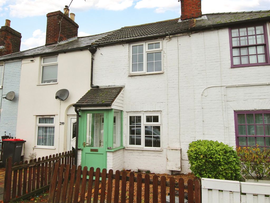 2 bed terraced house for sale in Sturry Road, Canterbury CT1, £235,000