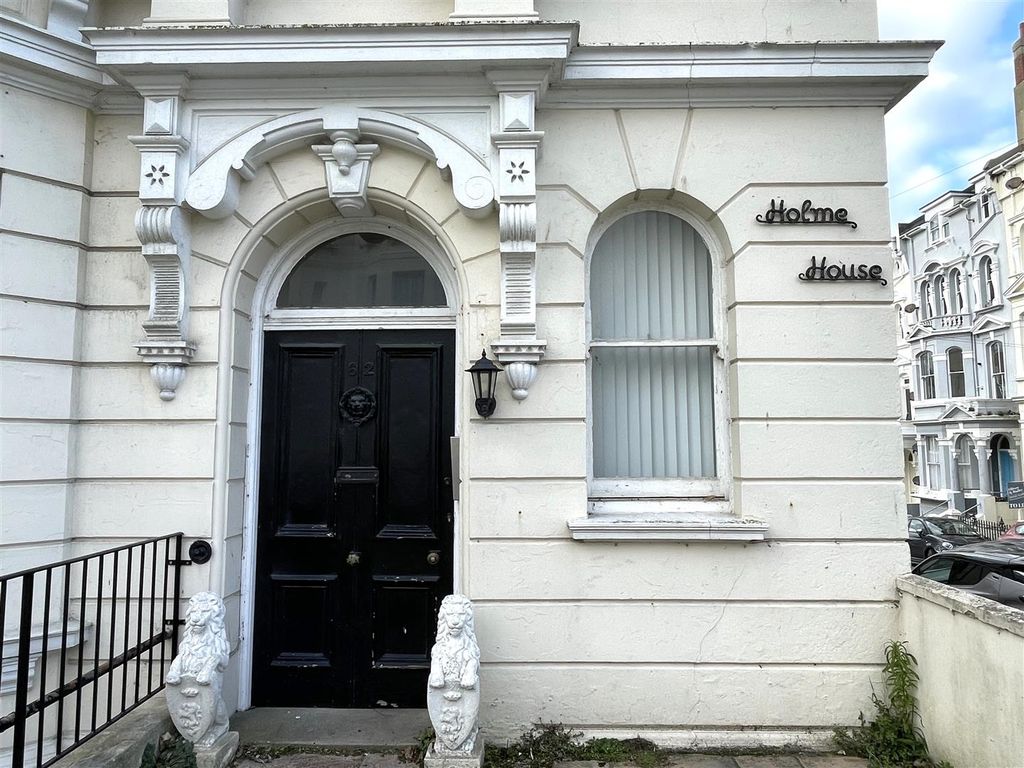 Studio to rent in Church Road, St. LeonardsOnSea TN37, £595 pcm Zoopla