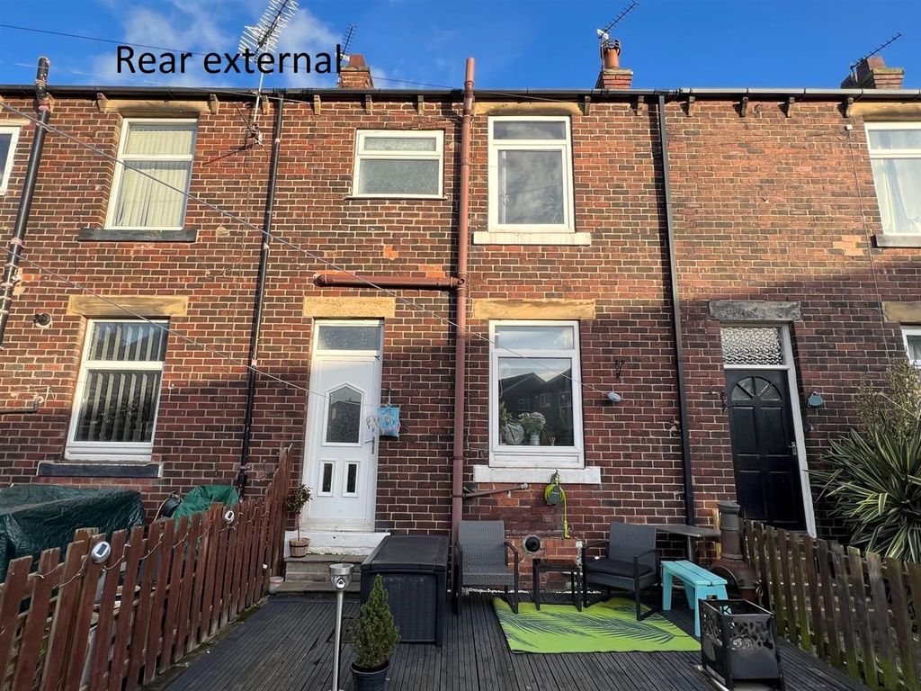 2 bed terraced house for sale in Woodbine Street, Ossett WF5 Zoopla
