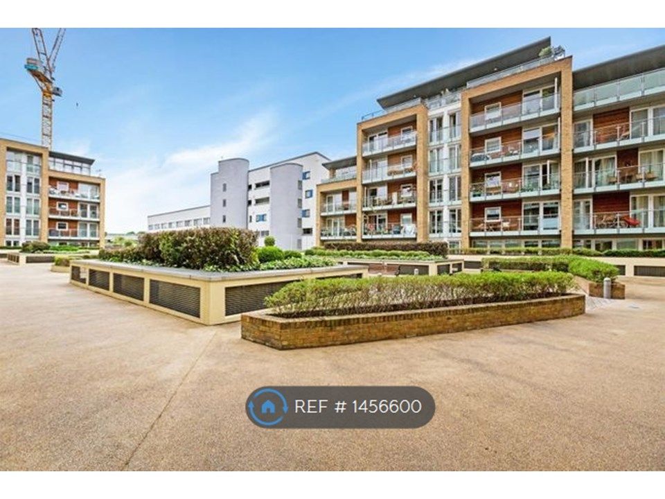 2 bed flat to rent in Viridian Apartments, London SW8 Zoopla