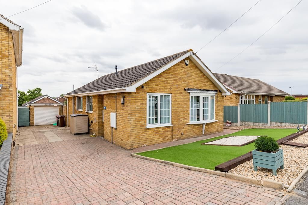 3 bed detached bungalow for sale in Rileston Place, Bottesford