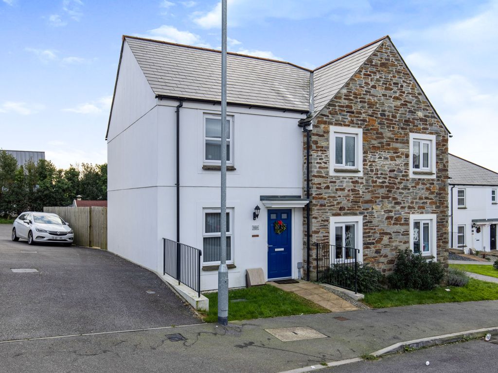 2 bed semidetached house for sale in Tradewinds Close, Bodmin