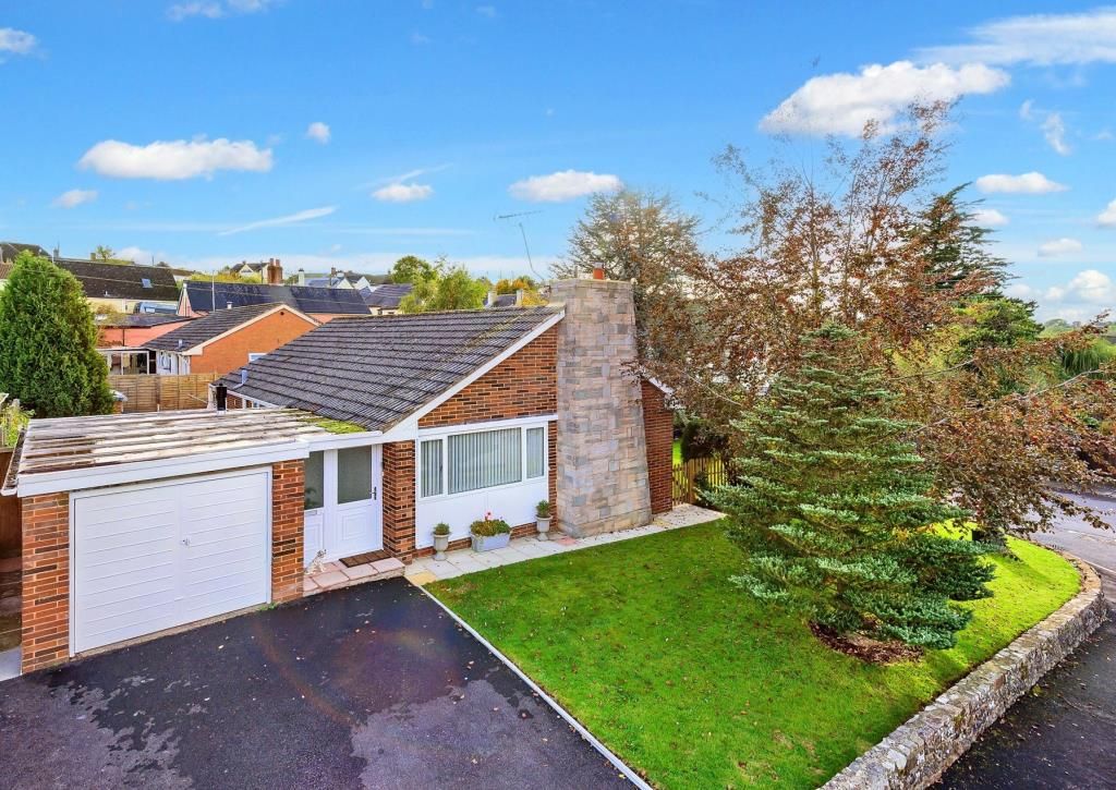 3 bed detached bungalow for sale in Old Rectory Gardens, Morchard