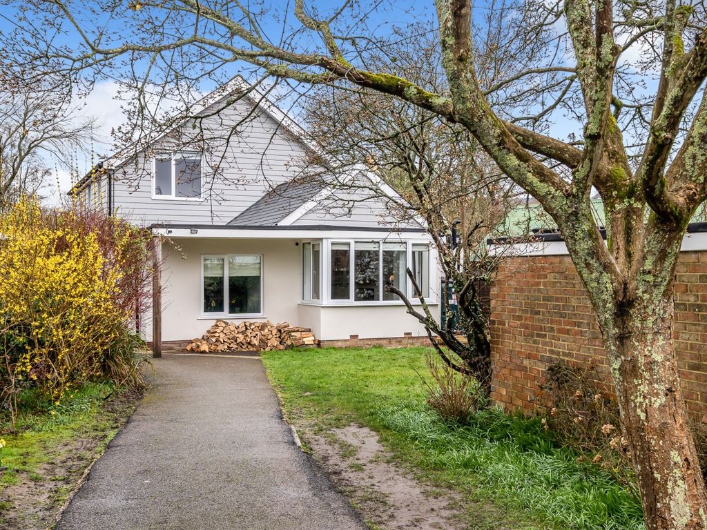 4 bed detached house for sale in Ramsdean Road, Petersfield, Hampshire
