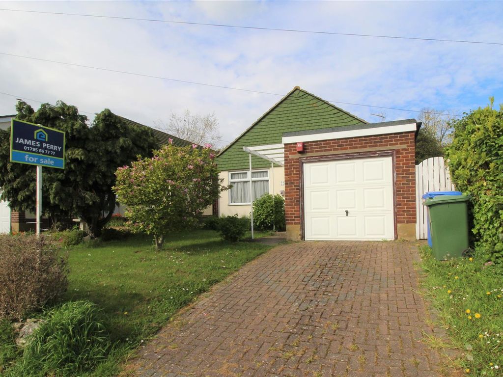 2 bed bungalow for sale in The Glen, Minster On Sea, Sheerness ME12 Zoopla