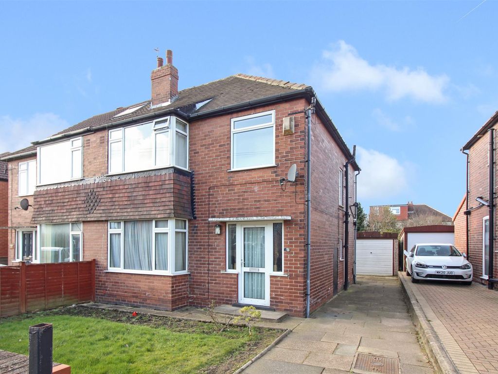 3 bed semidetached house for sale in Manston Crescent, Crossgates