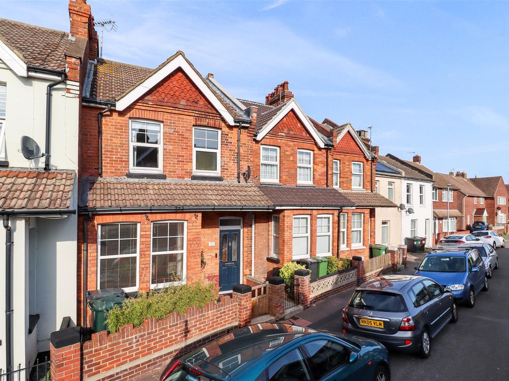 3 bed terraced house for sale in Firle Road, Eastbourne BN22, £320,000