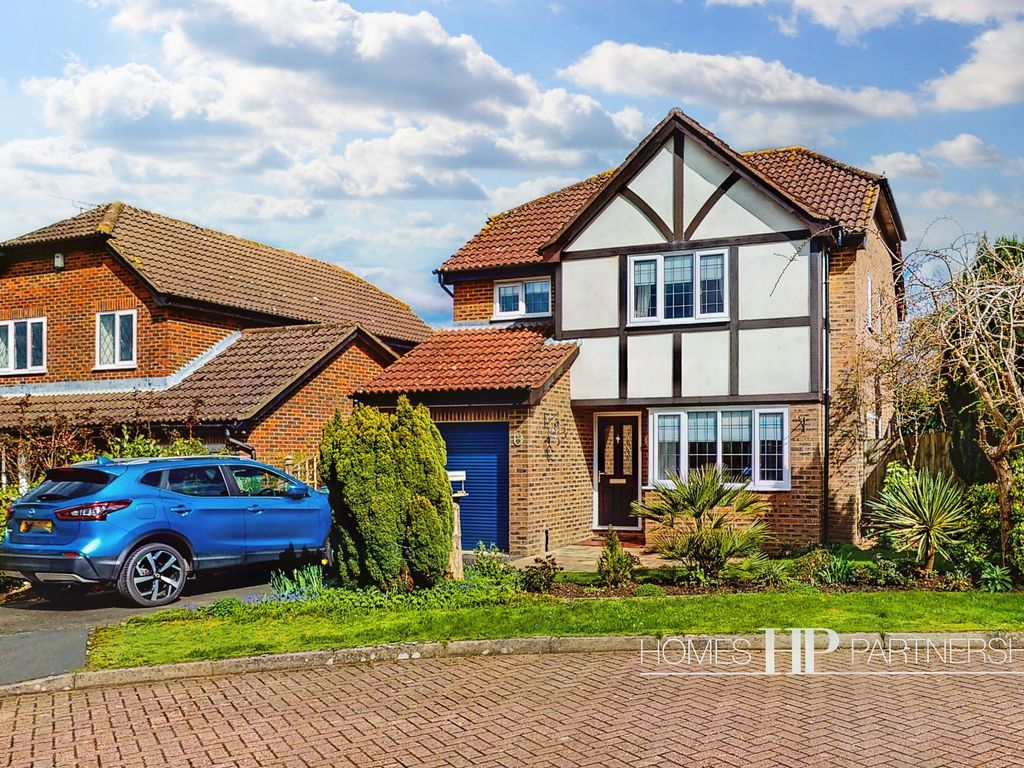 4 bed detached house for sale in Gateford Drive, Horsham RH12 Zoopla