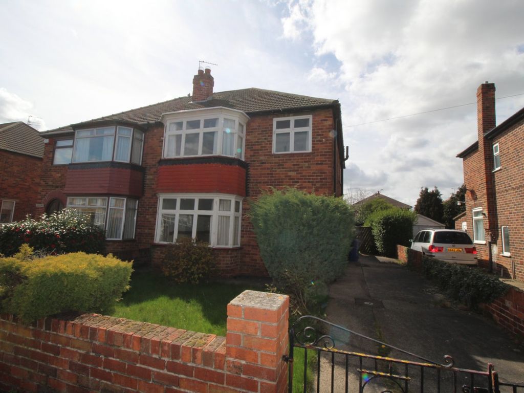 3 bed semidetached house for sale in Boundary Avenue, Wheatley Hills