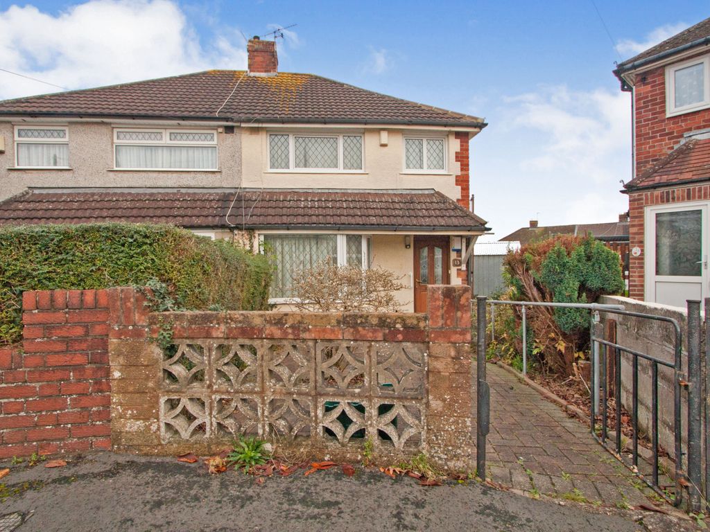 3 bed semidetached house for sale in Millbrook Avenue, Broomhill