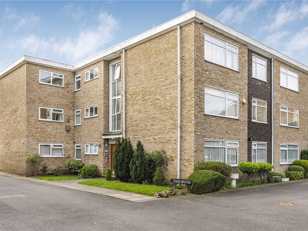 2 bed flat for sale in Oaklands Road, Bromley BR1, £350,000 Zoopla