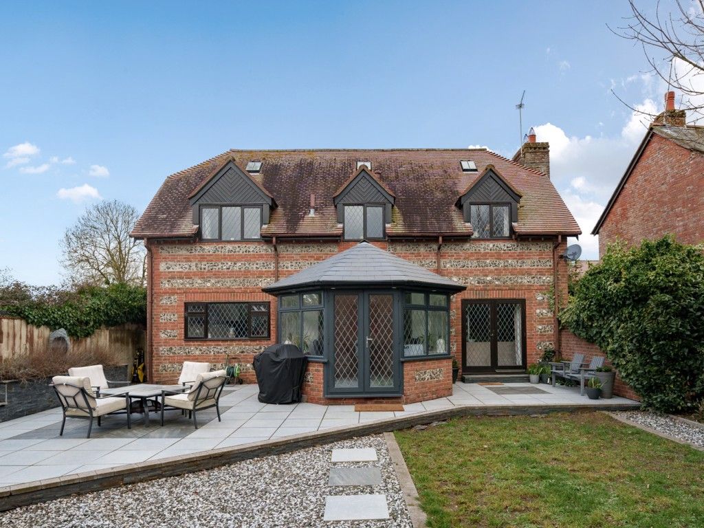 4 bed linkdetached house for sale in Windwhistle Farm, North Street