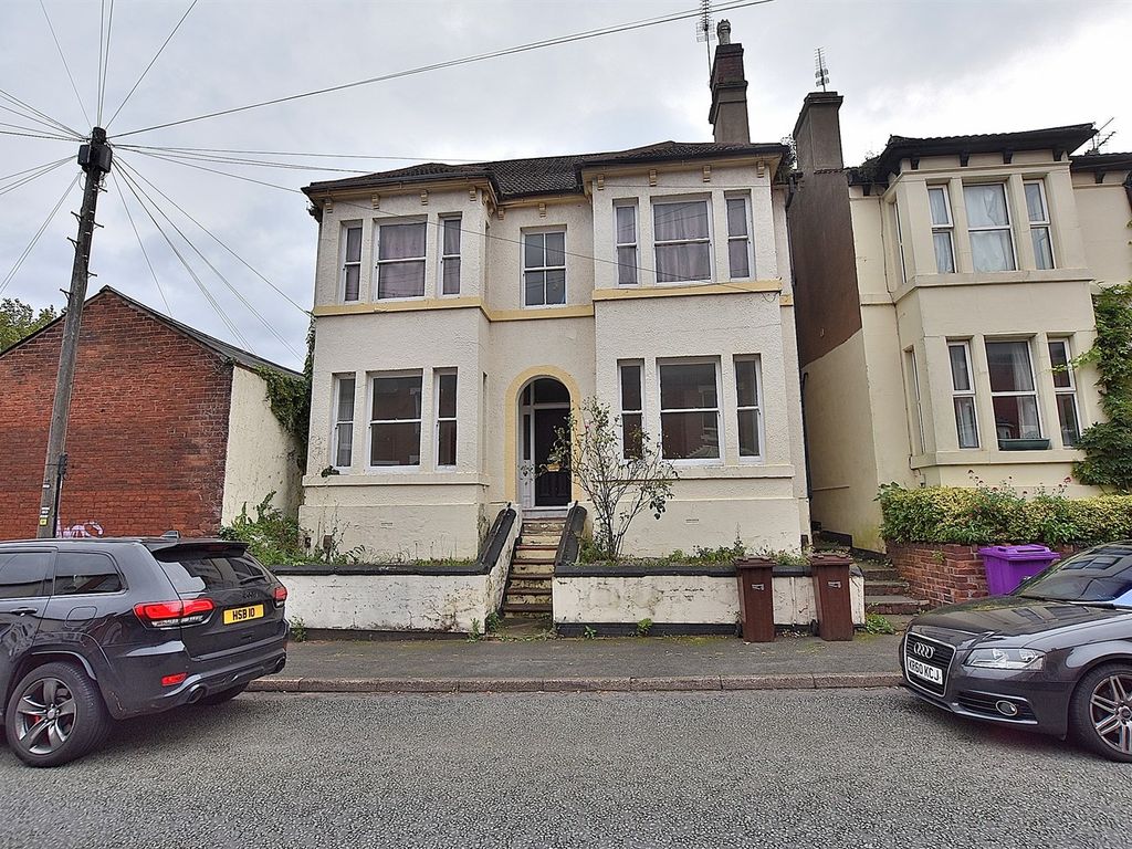 Haden Hill, Wolverhampton WV3  