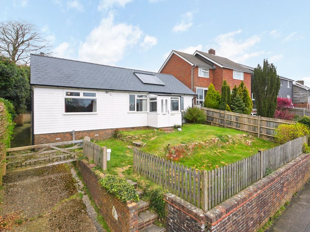 3 bed detached bungalow for sale in Mutton Hall Lane, Heathfield TN21