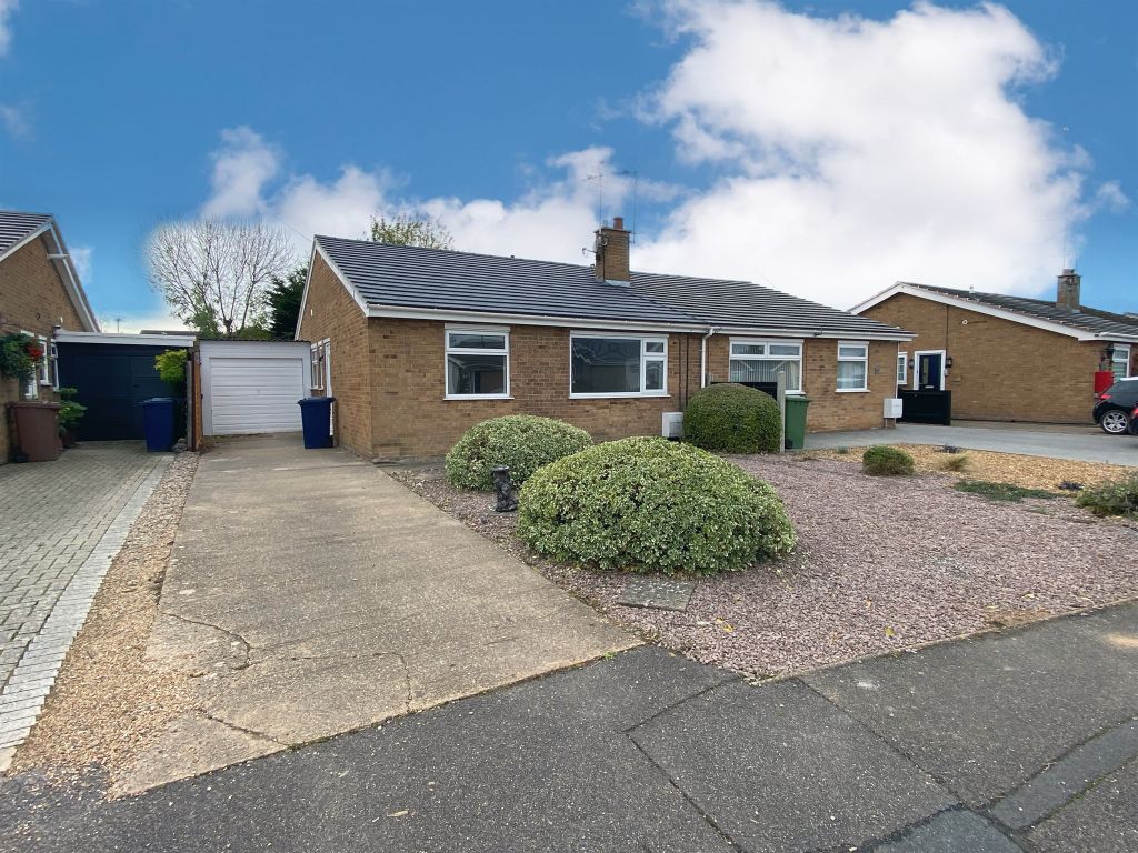 2 bed semidetached bungalow for sale in Chestnut Crescent, March PE15