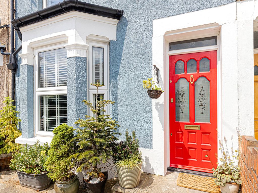 3 bed terraced house for sale in Queen Elizabeth Road, Walthamstow