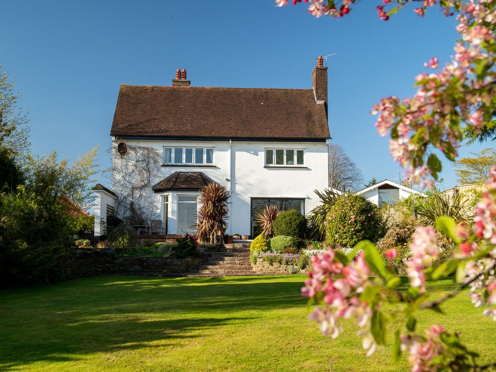 6 bed detached house for sale in Glasllwch Lane, Newport NP20 Zoopla