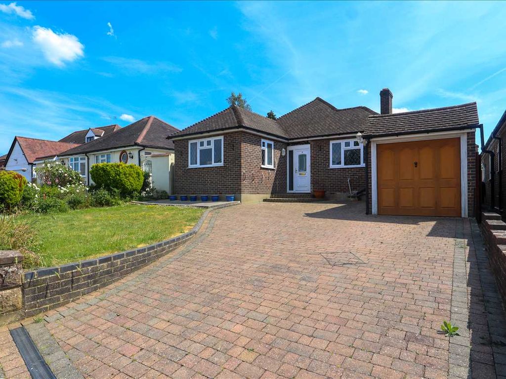 2 bed detached house for sale in Shirley Avenue, Old Coulsdon, Coulsdon