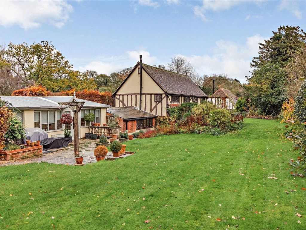 3 bed detached house for sale in High Street, Great Yeldham, Halstead