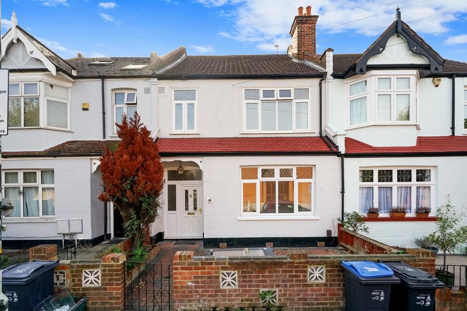 3 bed terraced house for sale in Links Road, London SW17, £650,000 Zoopla