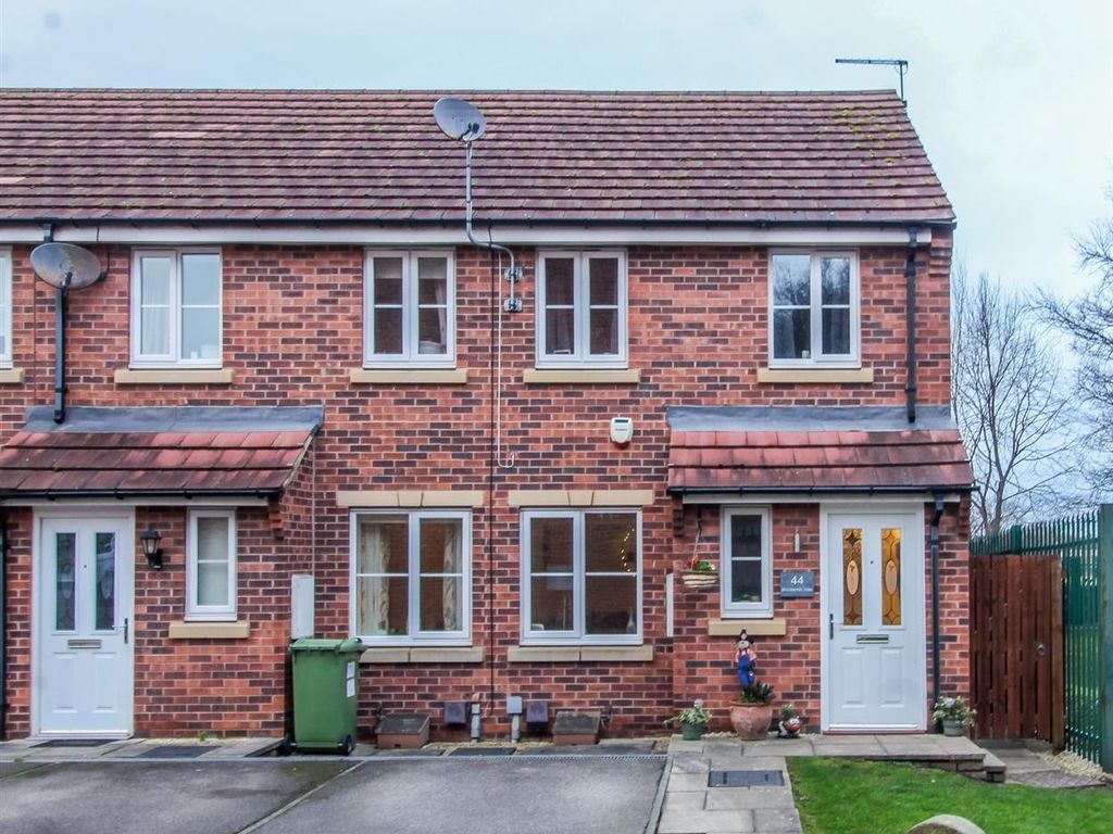 2 bed town house for sale in Bracken Hill View, Horbury, Wakefield WF4