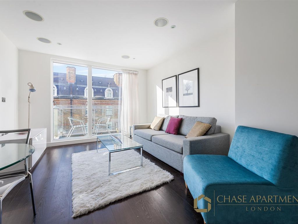 1 bed flat to rent in Moore House, Gatliff Road, Grosvenor Waterside