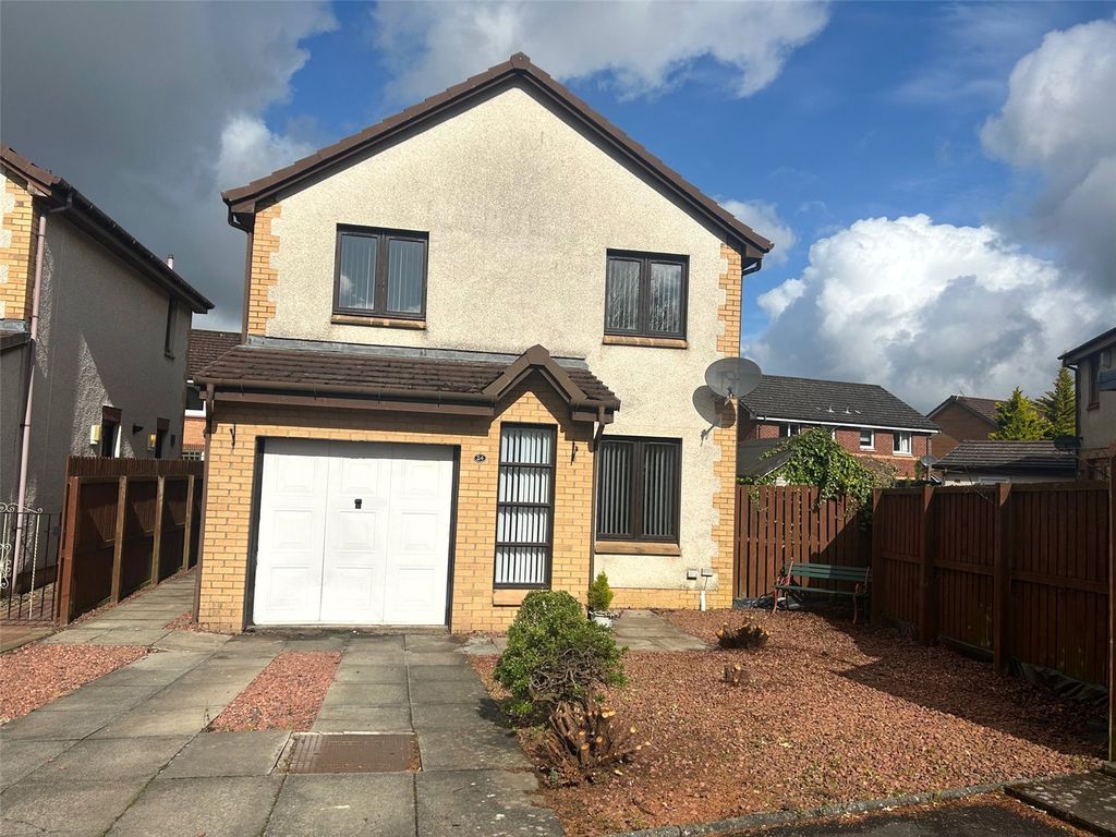 3 bed detached house to rent in Swallow Road, Wishaw, Lanarkshire ML2