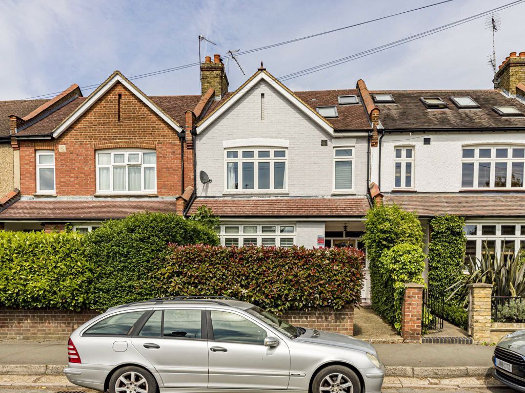 4 bed property for sale in Ditton Hill Road, Long Ditton, Surbiton KT6
