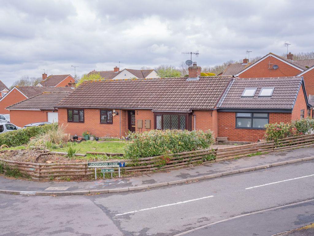 4 bed detached bungalow for sale in Underwood Close, Callow Hill B97