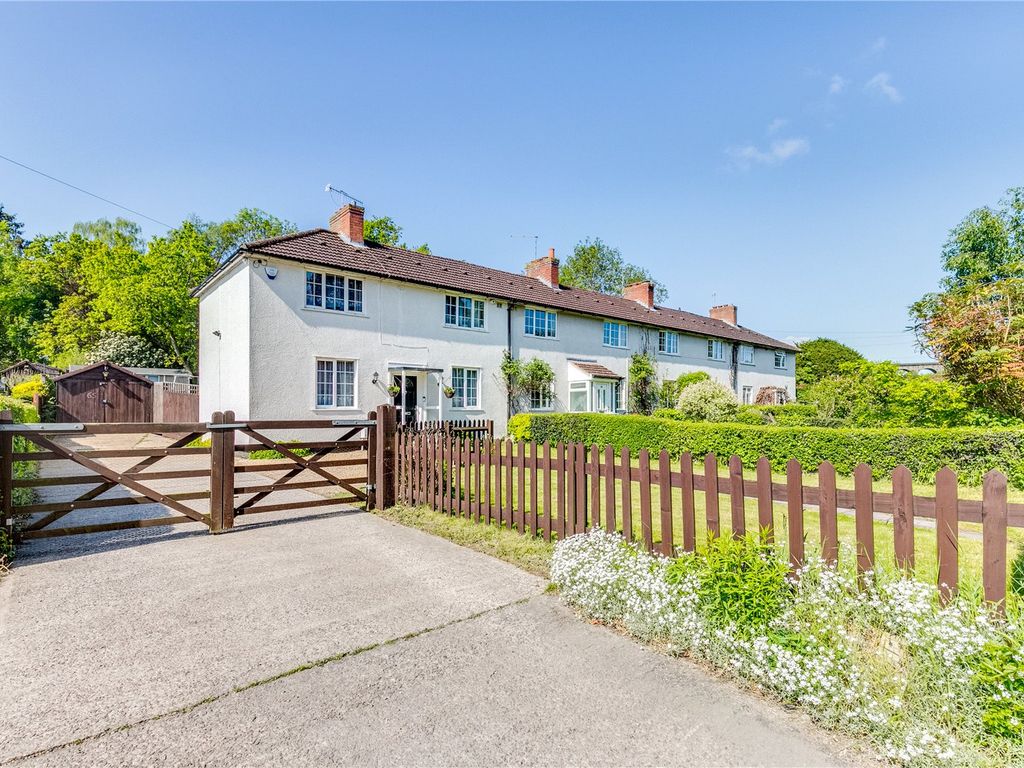 2 bed end terrace house for sale in Hertford Road, Welwyn